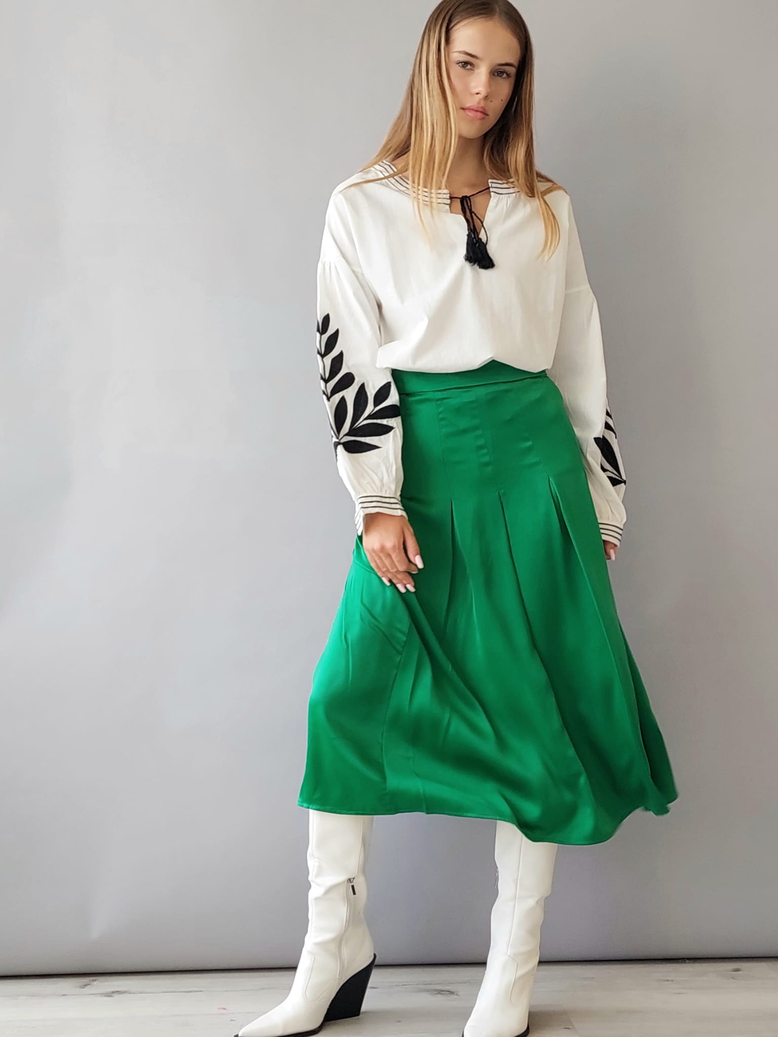חצאית קלוש מידי קפלים | ירוק