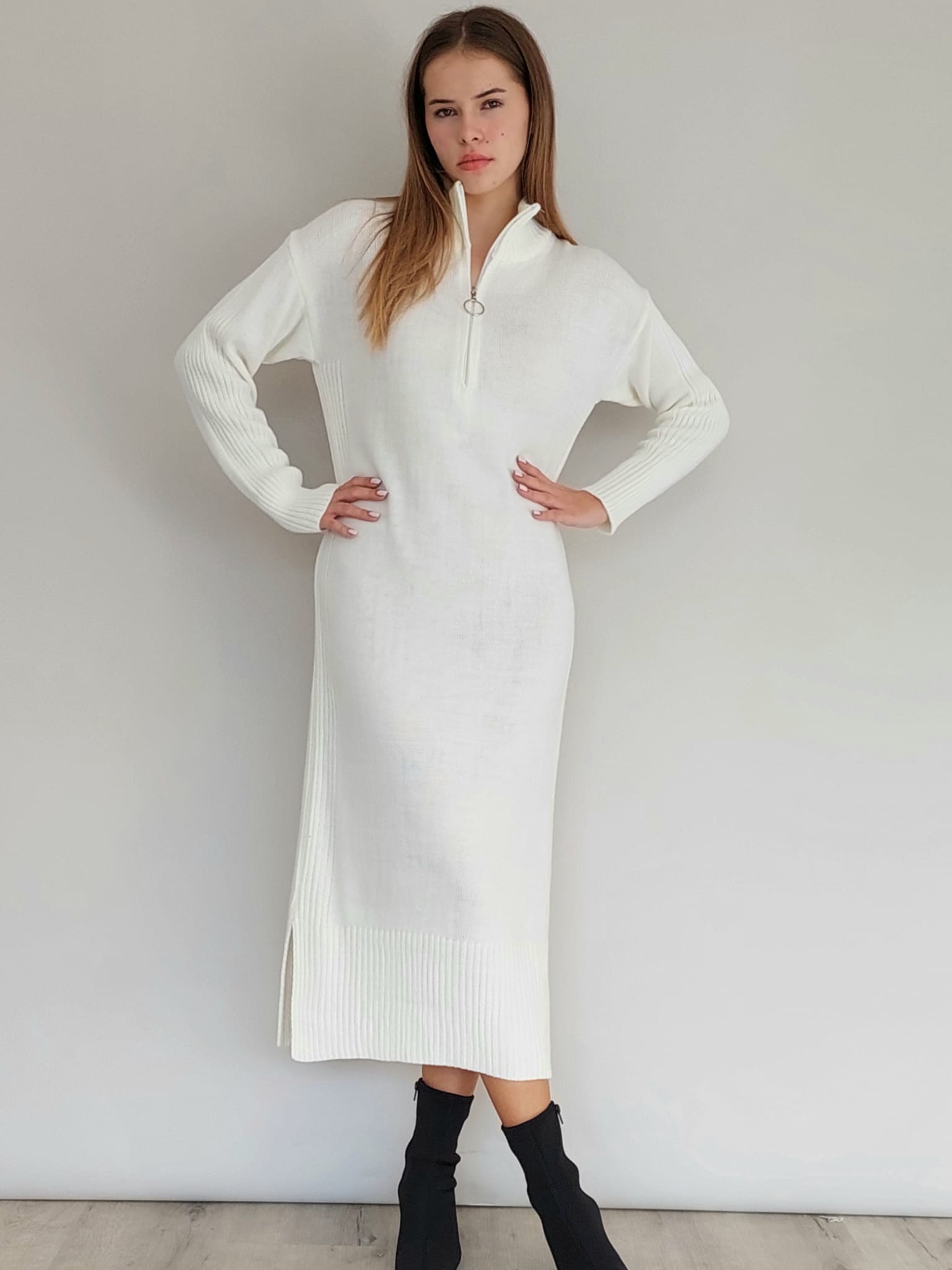 שמלת אוברסייז פיור צווארון רוכסן | לבן