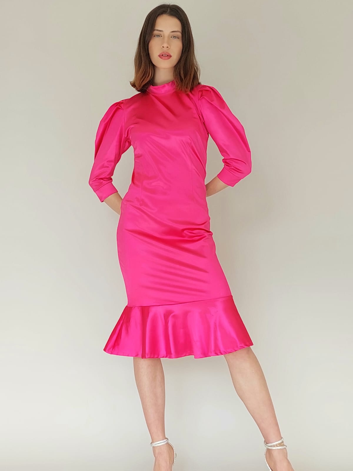 שמלת סאטן משולבת קומת מלמלה | פוקסיה